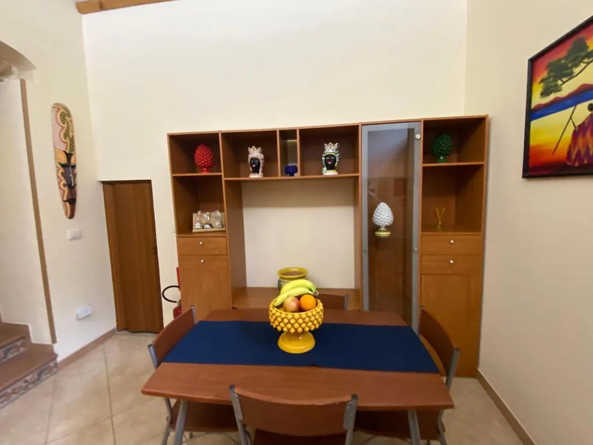 Holiday home Casa Vacanza La Casa Di Max Villa Noto