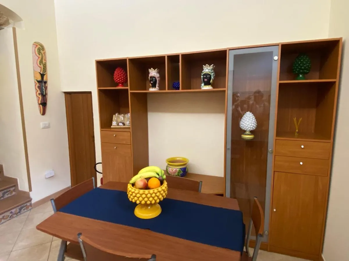 Holiday home Casa Vacanza La Casa Di Max Villa Noto